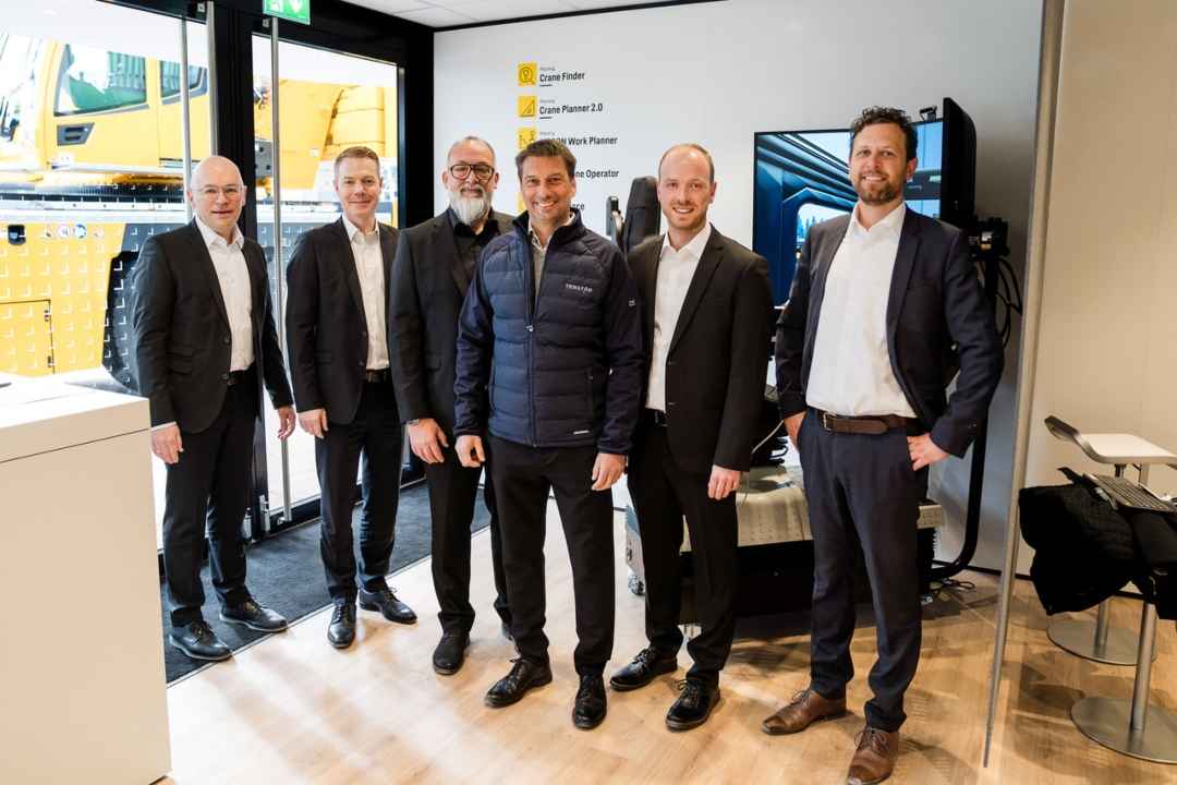 Liebherr and Tenstar teams