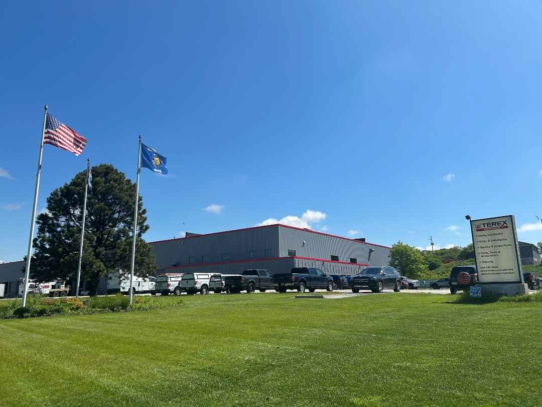 Terex Utilities Expands Installation Capacity Amid Growing Demand