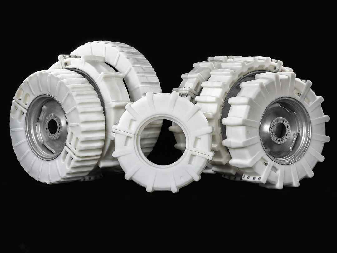 MACH 2 Tires