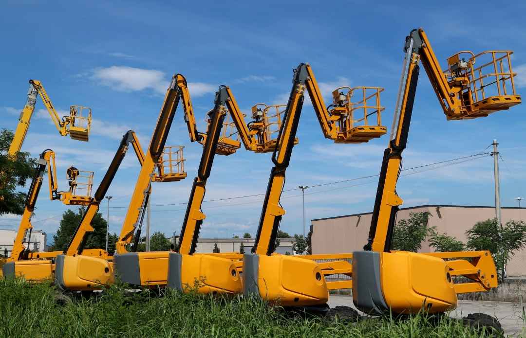 September 2025 Update: Reshoring Efforts Impact Lifting Industry