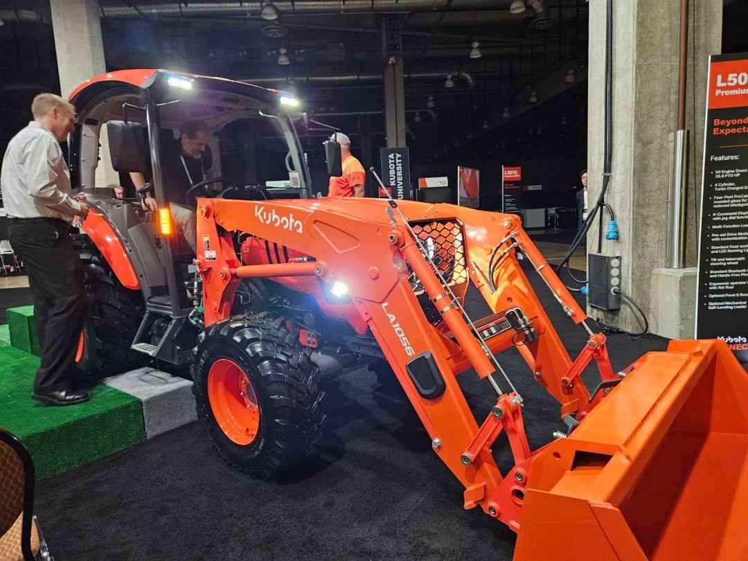 Kubota Grand L70 LA1056