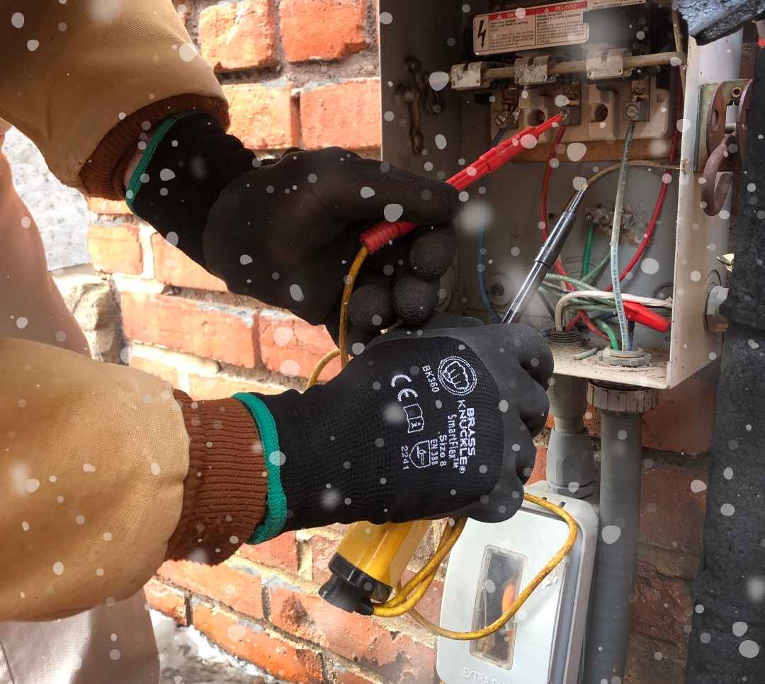 SmartFlex BK360 Gloves Provide Grip and Warmth for Elevated Work