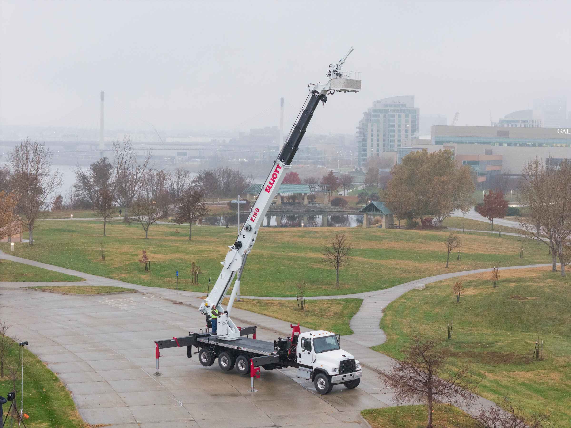 Featured Content: Elliott E-Line Aerial Platform