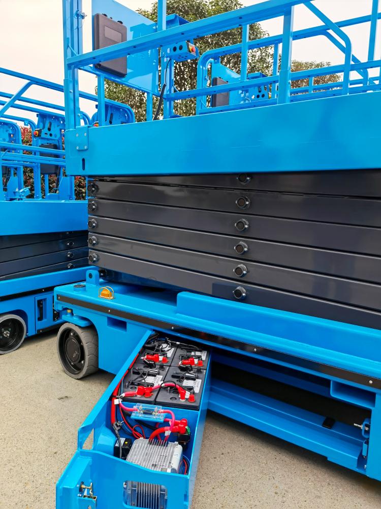 Discover Batteries Earns More Business with Sinoboom