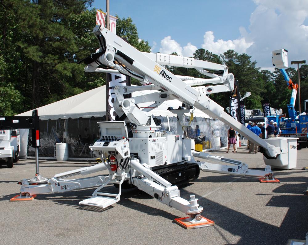 Altec Unveils Tough New Tracked Lift