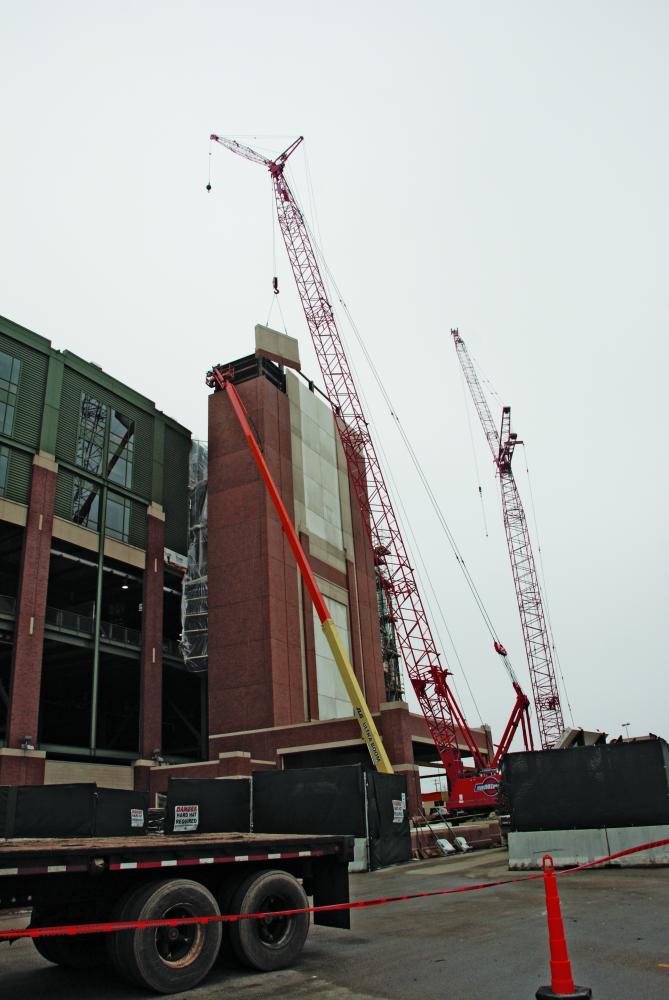 Lambeau Lifts: A Team of 32 Aerials, Telehandlers, and Cranes is Key to Stadium Expansion