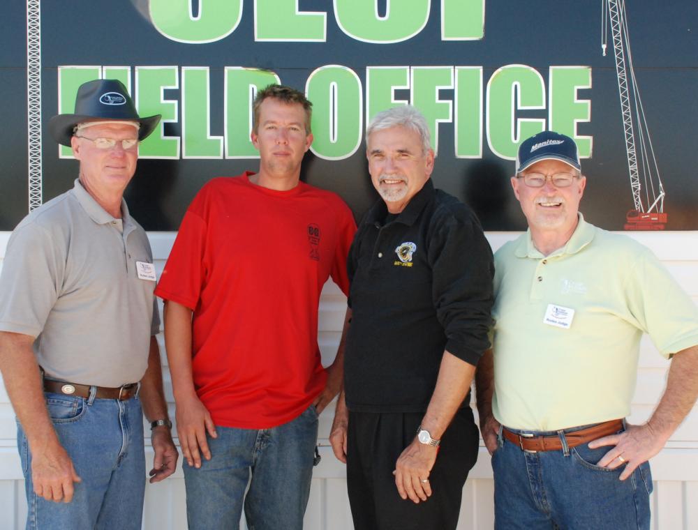 Two Crane Operators Advance to National Rodeo Finals