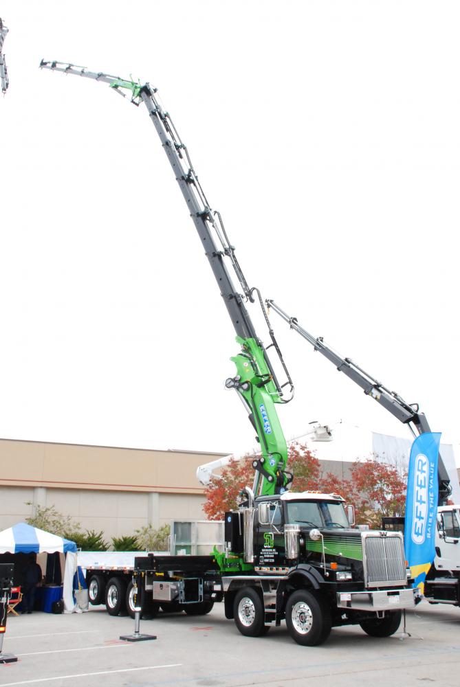 ICUEE Exhibits Chock Full of New and Updated Equipment