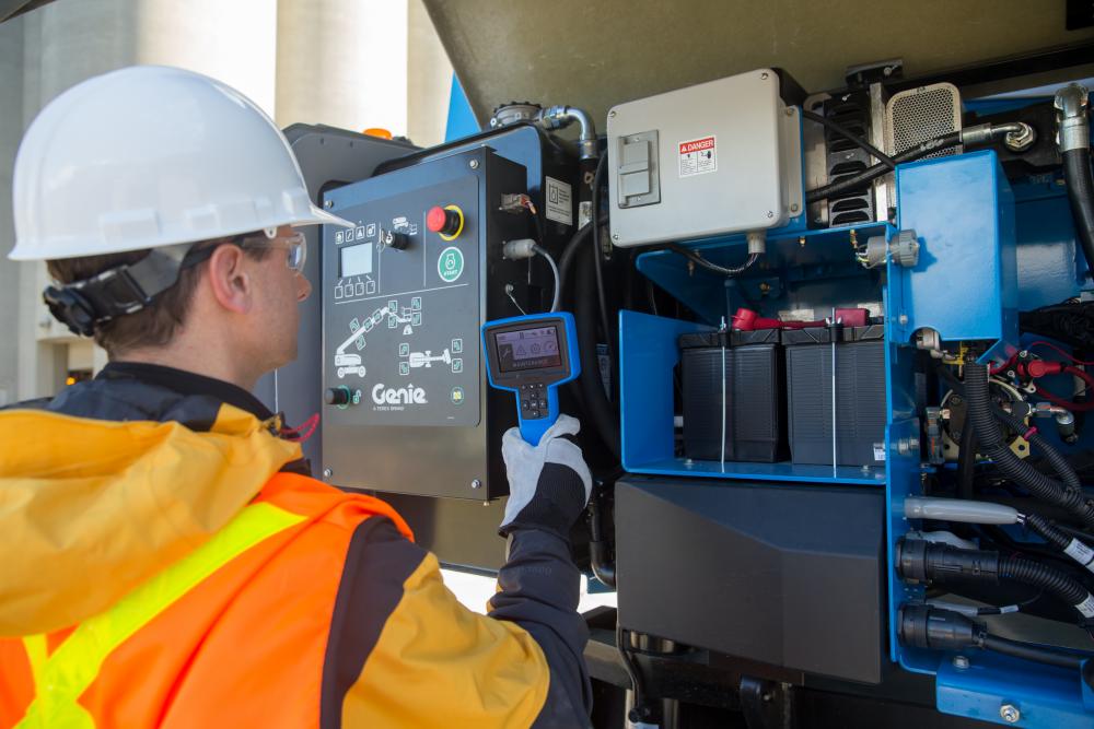 Genie Tech Pro Link Offers Equipment Diagnostics in the Palm of Your Hand