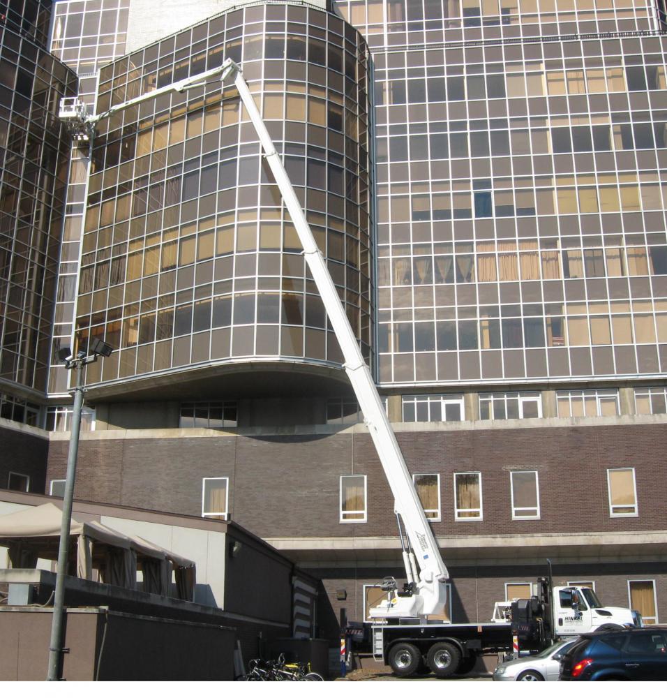 Truck-Mounted Aerial Lifts Find Work Outside Utilities