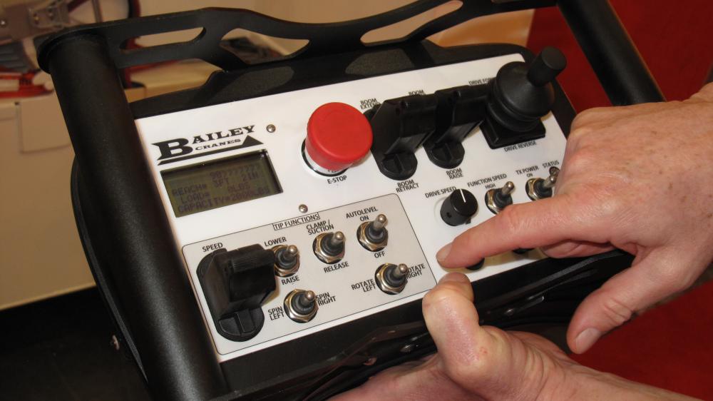 Bailey Specialty Cranes & Aerials Unveils Brandon Omni-Directional Unit | Construction News