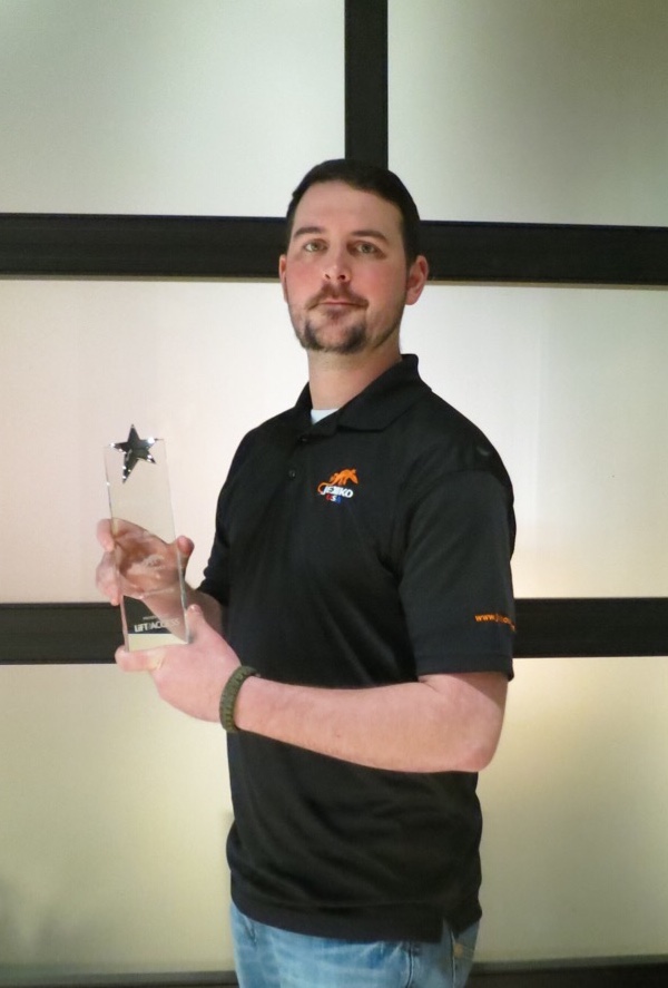 Lift and Access Honors 2018 LLEAP Award-Winners at ARA Show