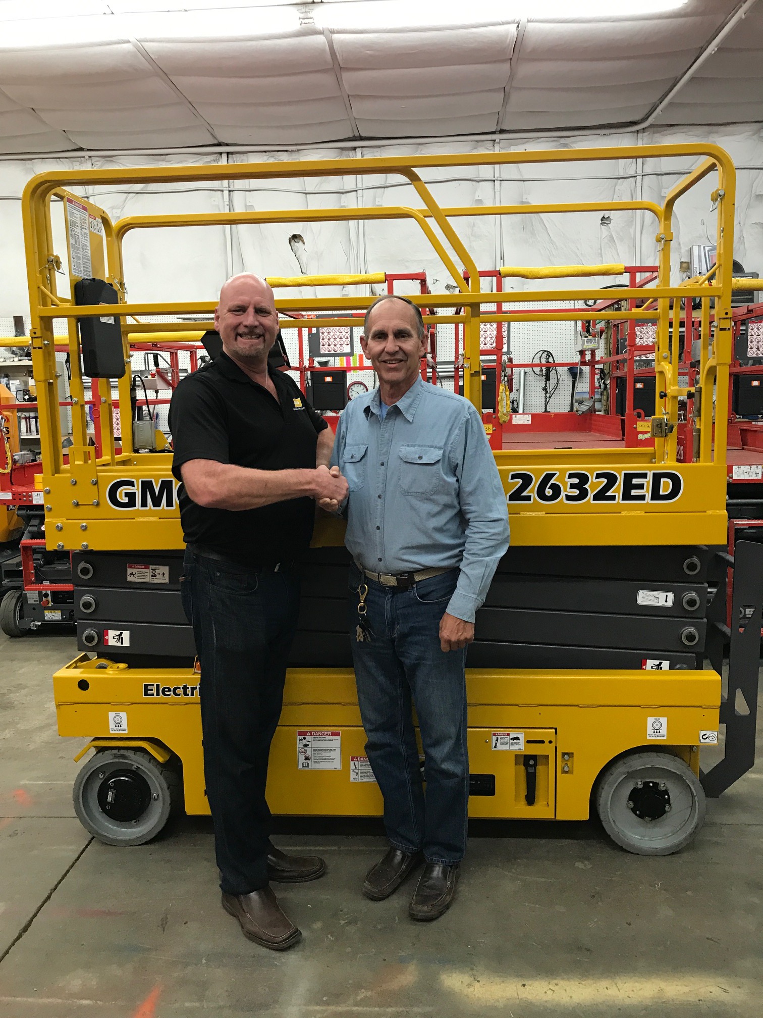 Skywalker DDI Takes Delivery of First of Many GMG Electric Drive Scissor and Material Lifts