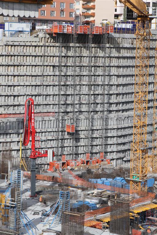Alimak Hoists Provide Access to Istanbul Mega Development