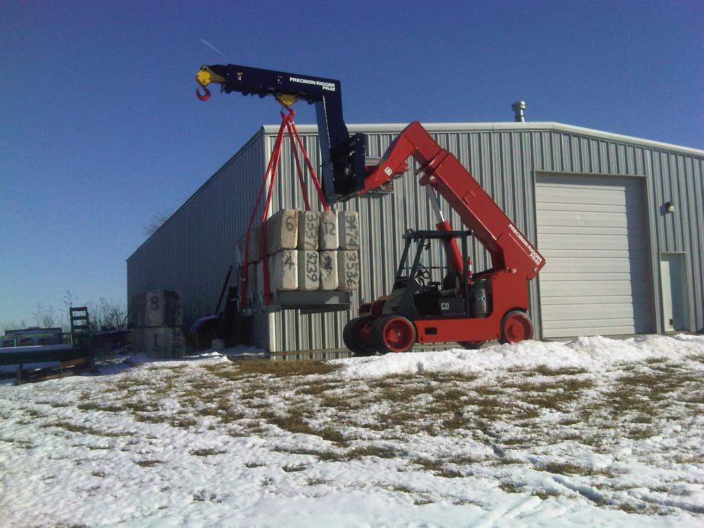 Bluestem Introduces Industrial Rigging Telehandler