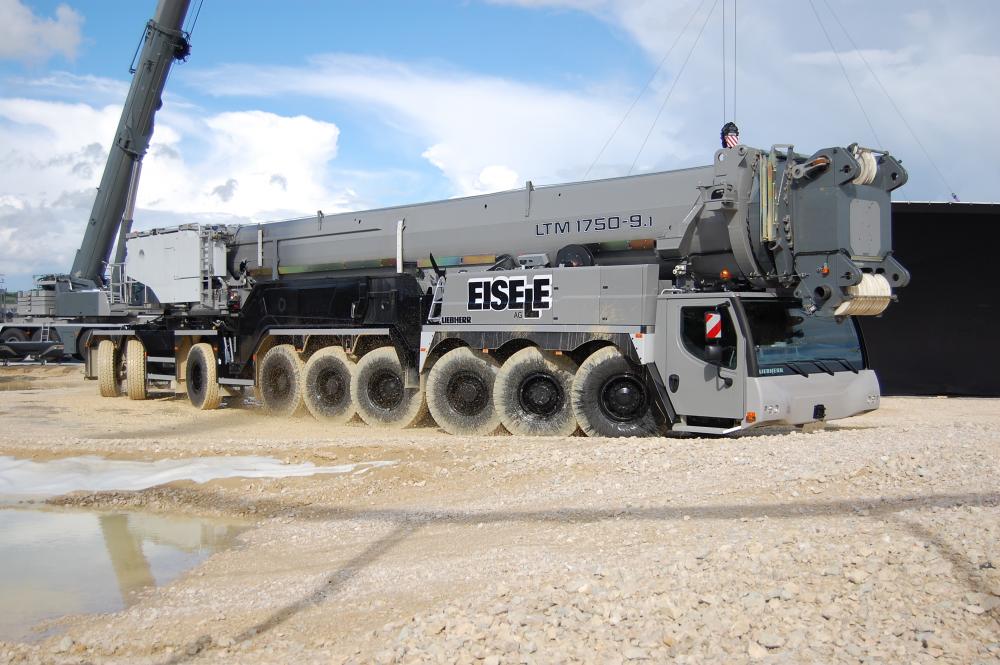 Liebherr Launches Telecrawler and AT Cranes at Customer Days