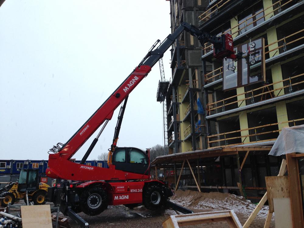 Magni Telehandlers Moving into U.S. Market