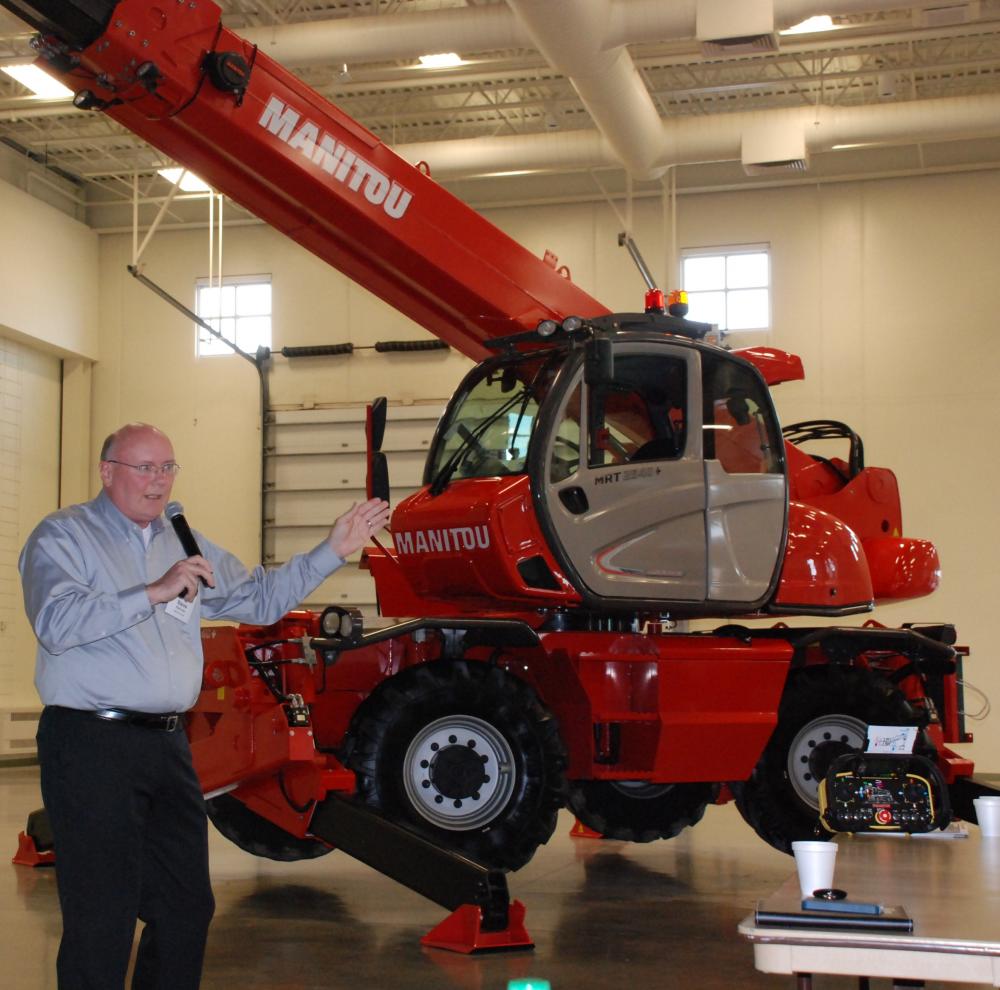 Manitou Unveils Five New or Upgraded Telehandlers for North America