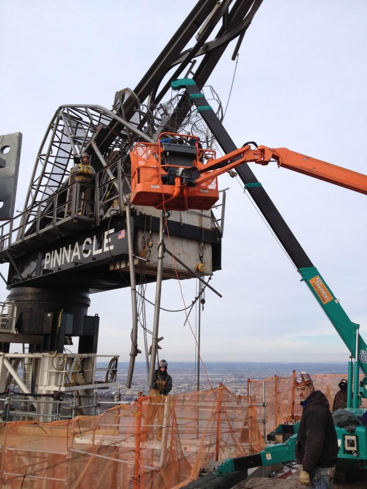 Mini-Crane Proves Perfect for NYC High-Rise Project