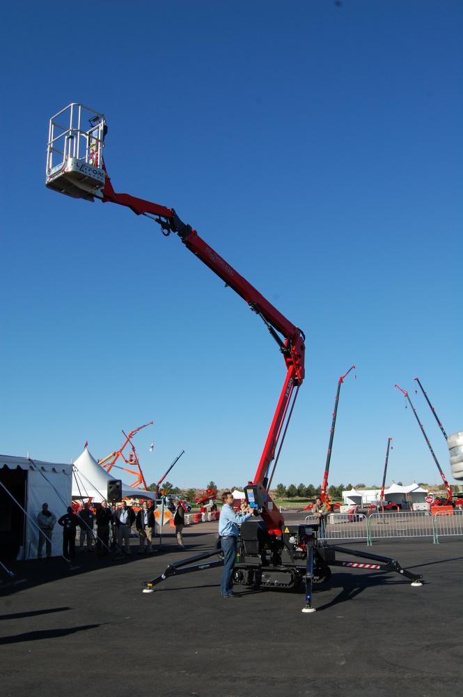 Entry-Level Tracked Lifts Travel with Ease