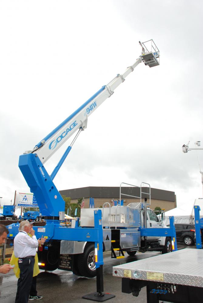 ICUEE Exhibits Chock Full of New and Updated Equipment