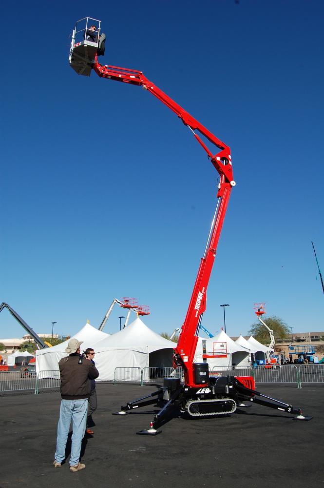 Entry-Level Tracked Lifts Travel with Ease